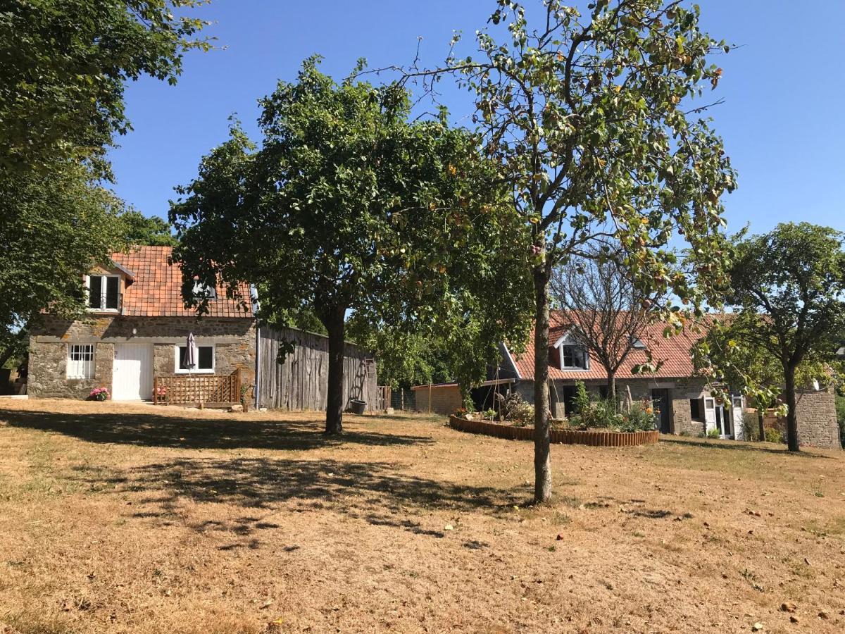 Ferme De Noyes Cottage Sourdeval Eksteriør bilde
