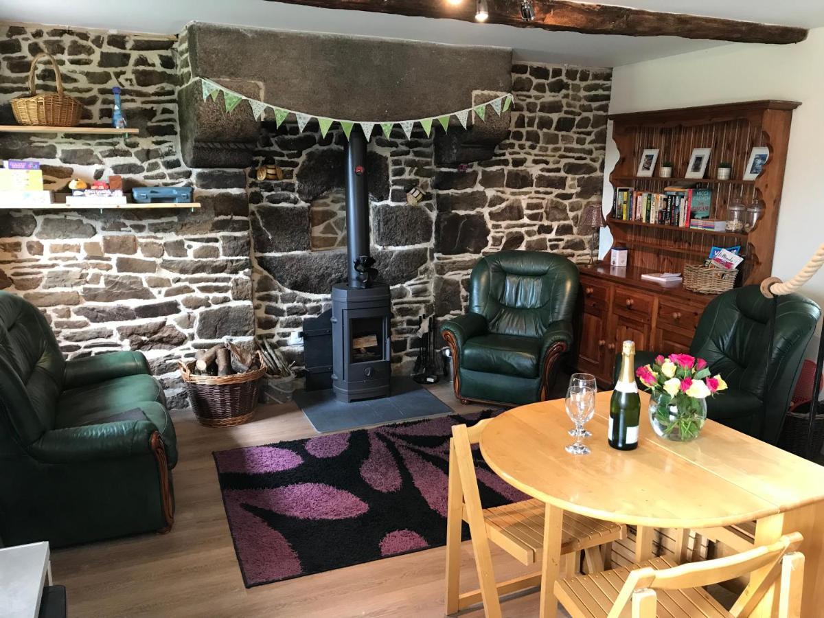 Ferme De Noyes Cottage Sourdeval Eksteriør bilde